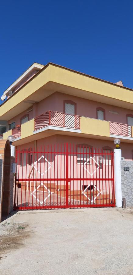 דירות שאקה A Casa Di Tony Sicilian Holidays Black מראה חיצוני תמונה